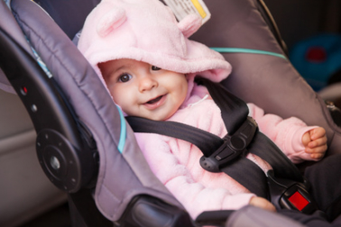 Sicher mit dem Baby im Auto unterwegs - Tipps und Empfehlungen